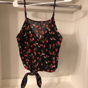 SHEIN Strawberry/black crop top